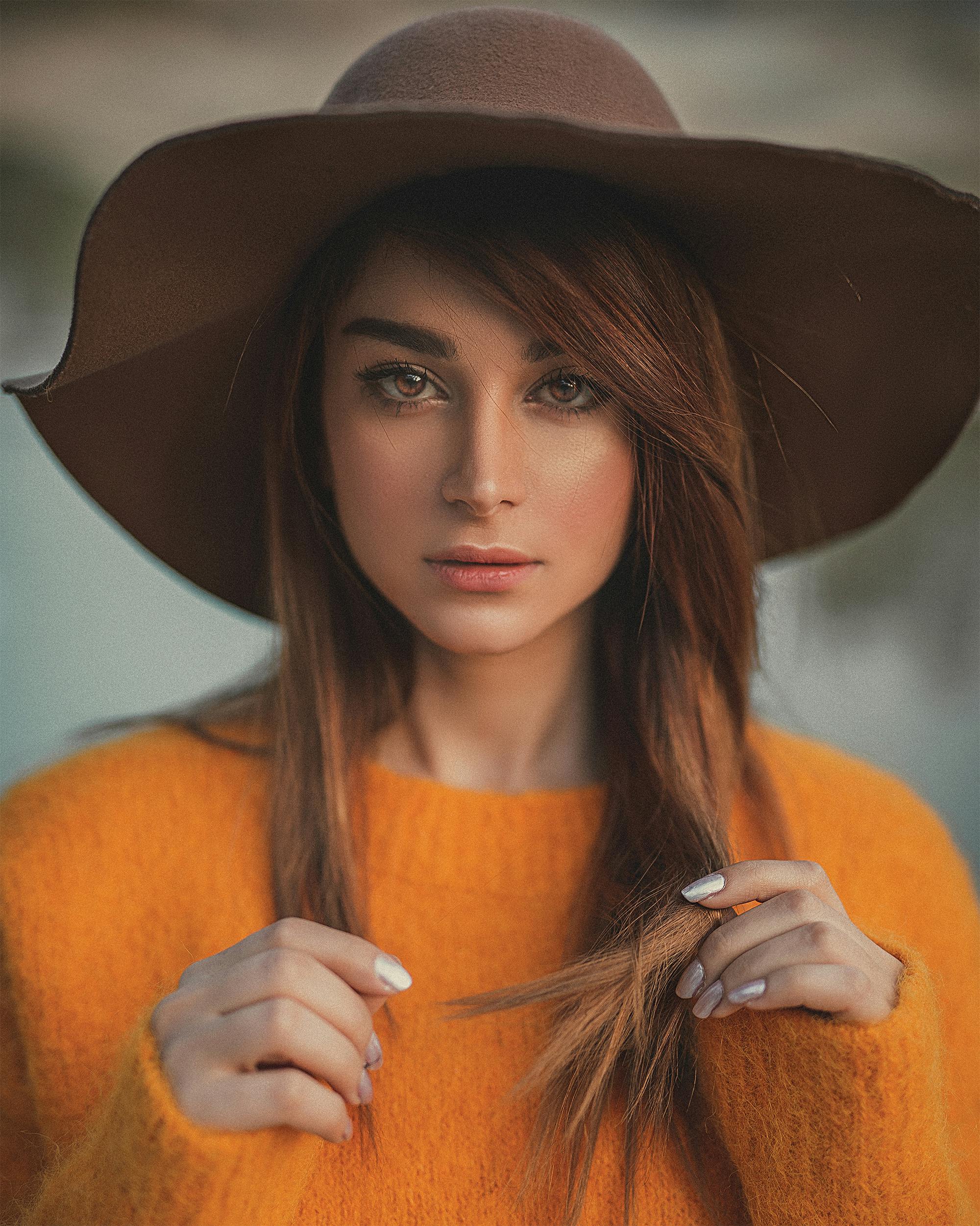 Li W.
